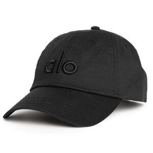 NWOT Alo Yoga “Off-Duty Cap” Hat OS
